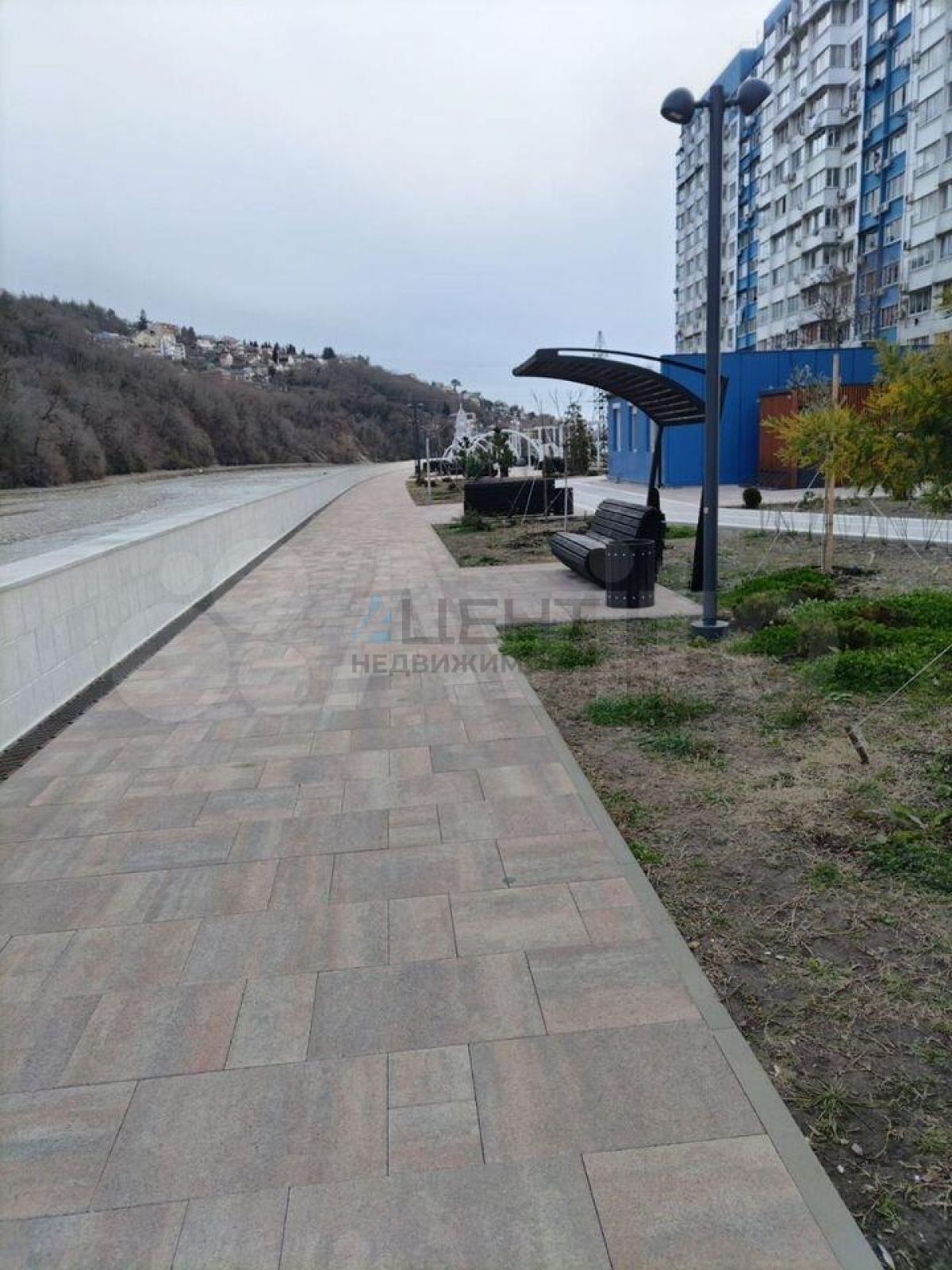 67b62edc3cbe8.jpg